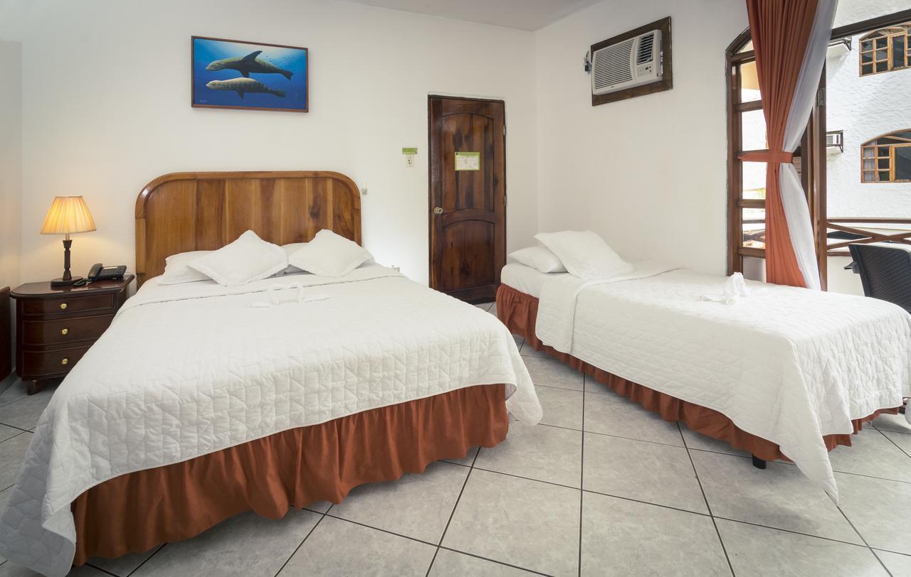Grand Hotel Lobo De Mar Puerto Ayora  Exterior foto