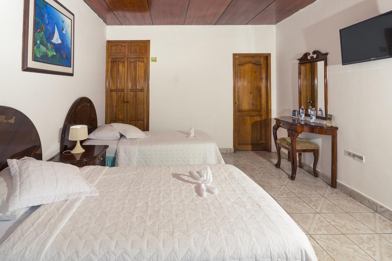 Grand Hotel Lobo De Mar Puerto Ayora  Exterior foto